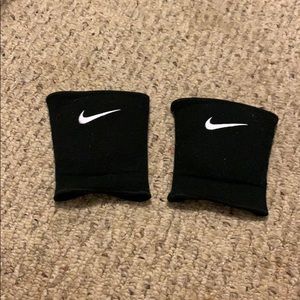 Nike knee pads